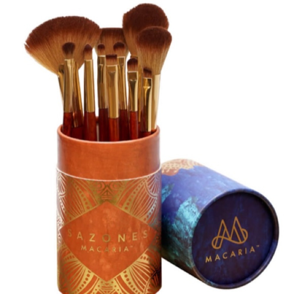 Macaría Sazones set of 12 beauty brushes extrasoft